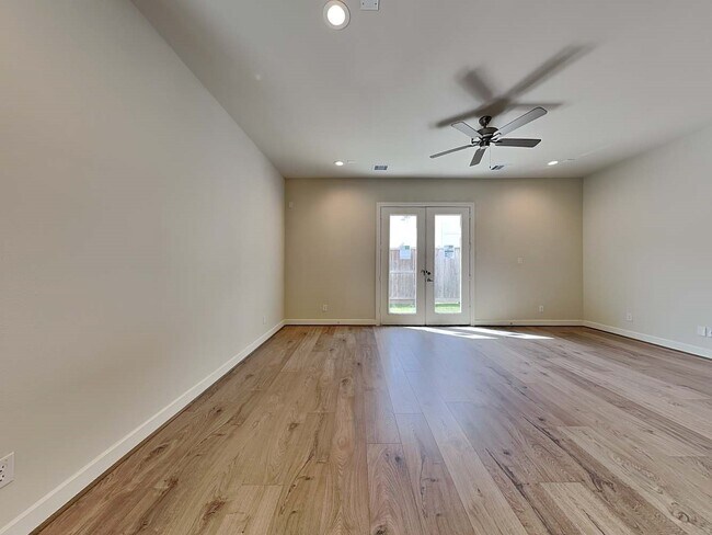 Building Photo - 12418 Cotton Lake Rd