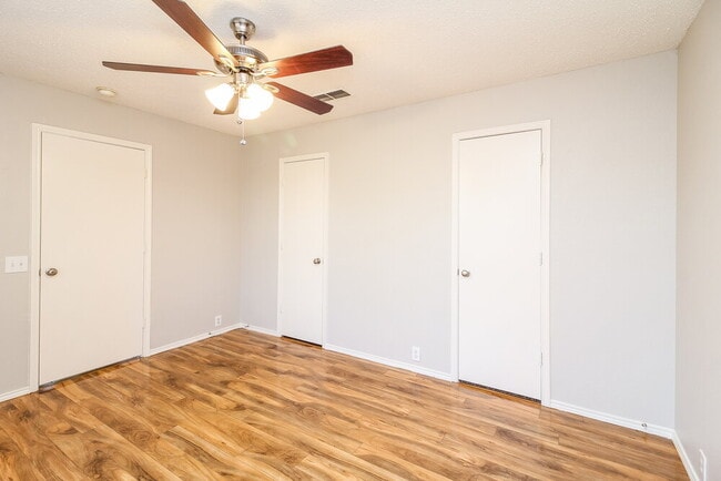 Foto del edificio - 7005 Edmundson Dr