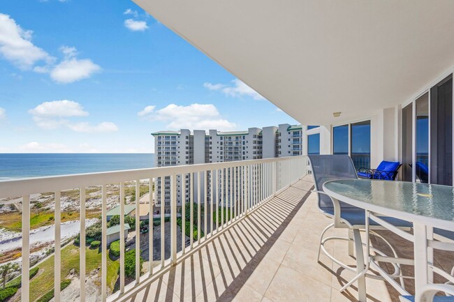 Building Photo - Gulf View condo for RENT!!