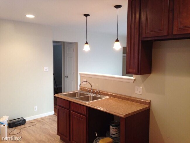 Building Photo - 4 br, 2 bath House - 5821 e 68th ave