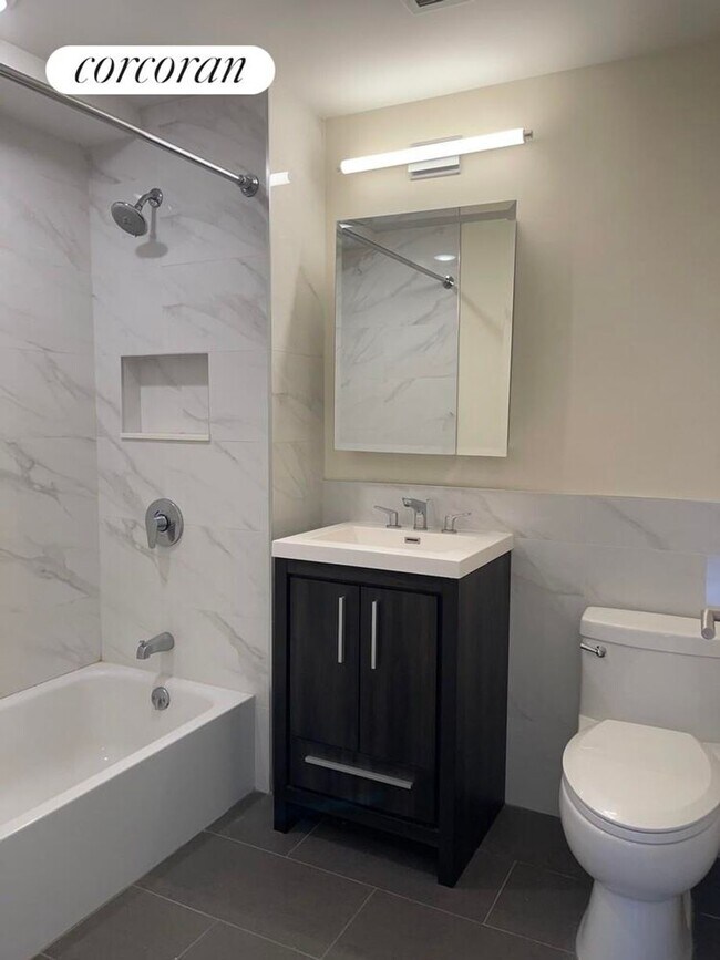 Foto del edificio - 111 E 115th St