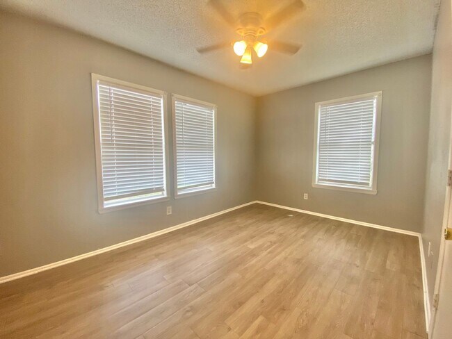 Foto del edificio - Cozy 2 Bed 1 Bath near Texas Tech Campus