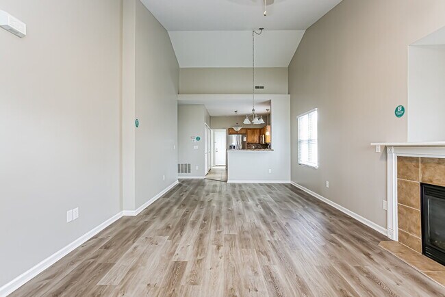 Foto del edificio - 6117 Bristol Ridge Dr