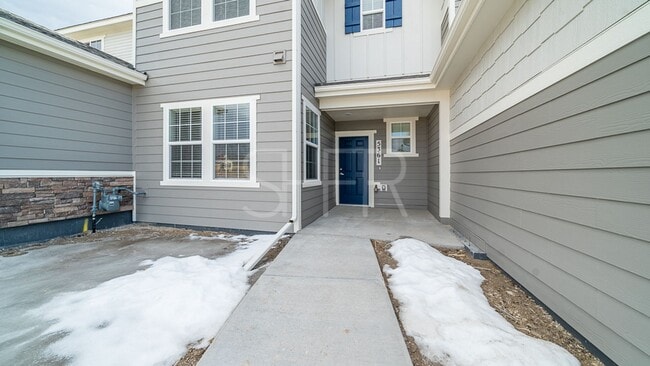 Building Photo - 3 Bedroom Townhouse in Wolf Ranch