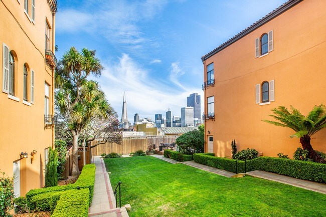 Building Photo - 3 bedroom in San Francisco CA 94108