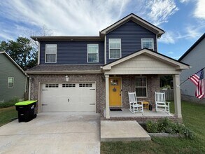 Building Photo - 1024 Dublin Dr