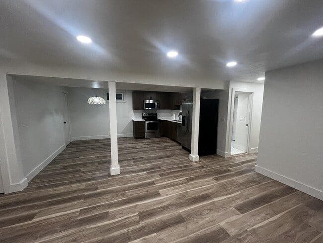 Building Photo - 6836 S 1495 E