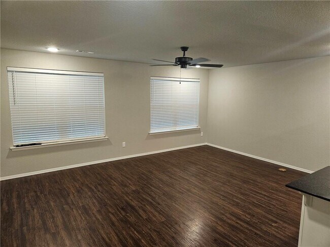 Building Photo - 2483 N Brophy Ave