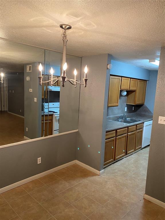9700 Leawood Blvd Unit 2/205, Houston, TX 77099 Condo for Rent in