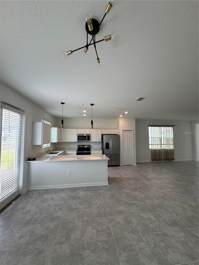 Building Photo - 297 Bogey Dr