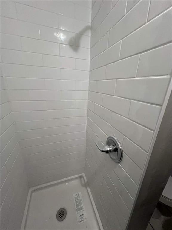 Foto del edificio - 7251 Lakeview Dr