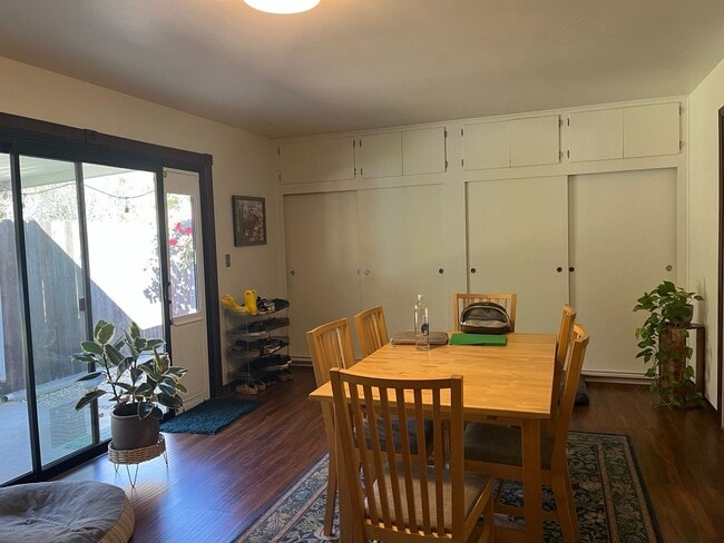 Building Photo - Charming Home by Bishops Peak Trailhead -AVAILABLE April