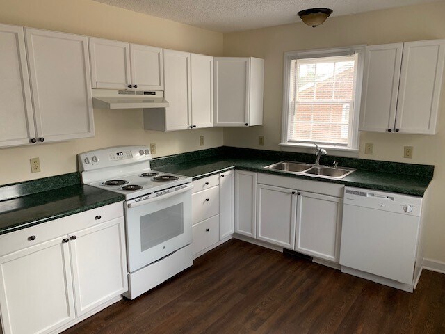 Foto del edificio - 105 Apache Dr