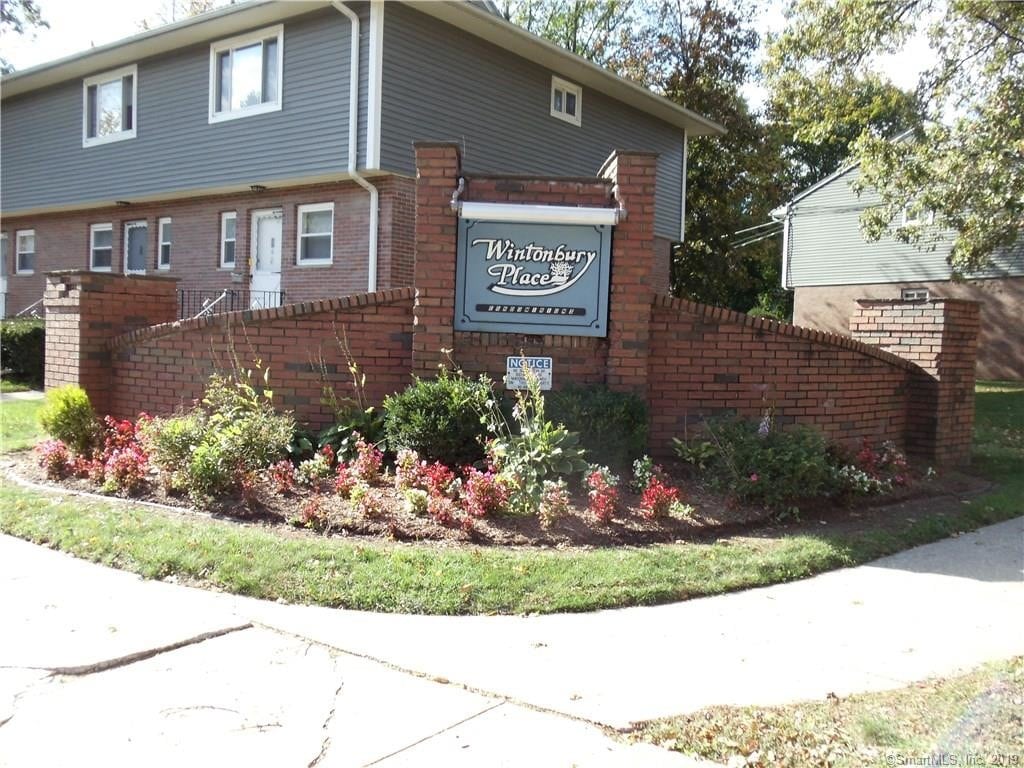 11 Camelot Dr Unit 5, Bloomfield, CT 06002 Condo for Rent in