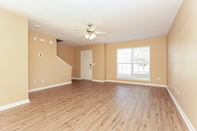 Building Photo - 1321 E Nir Shreibman