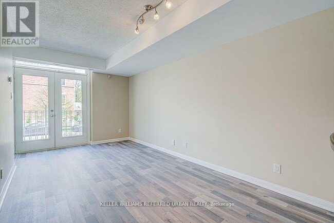 Building Photo - 31-3131 Sudbury St