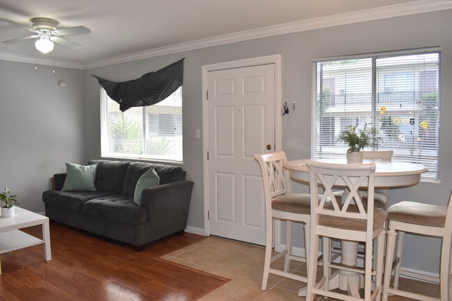 Two large windows - 620 S 9th St