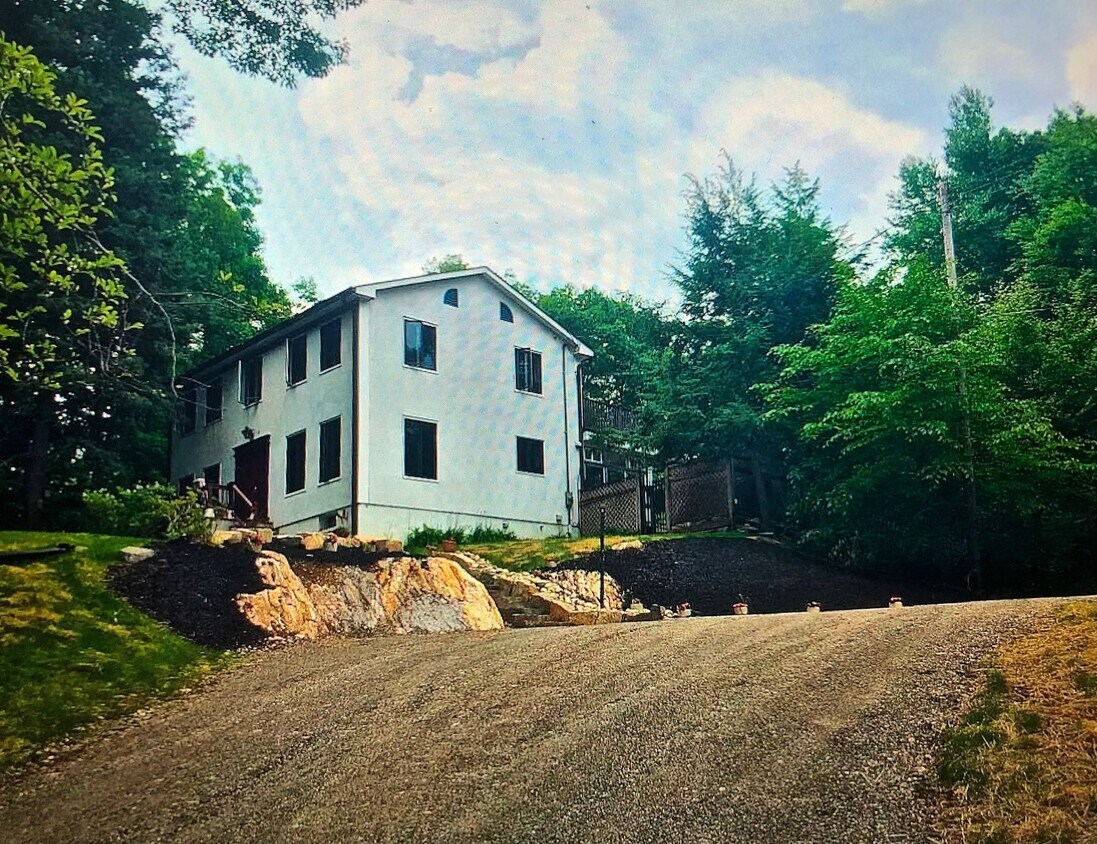 12 Rainbow Hill Rd, South Salem, NY 10590 House for Rent in South