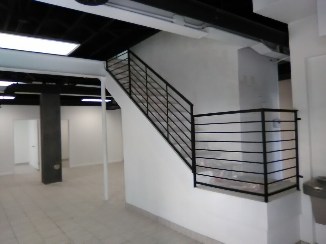 Foto del edificio - 2317 E Missouri Ave