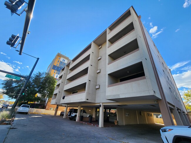 Foto del edificio - 1035 Colorado Blvd