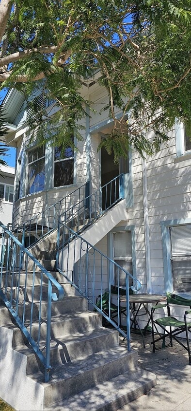 Primary Photo - Enchanting & Sunlit Upstairs Unit – Recent...