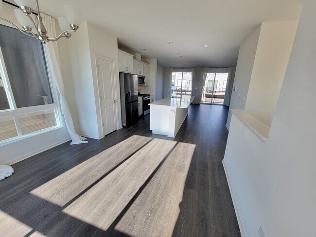 Foto del edificio - 1270 Lakepointe Dr