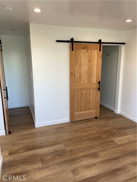 Foto del edificio - 24306 Victory Blvd