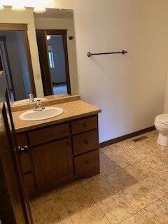 Foto del edificio - 2415 Lake Ct