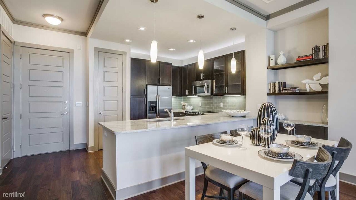Foto principal - 1 br, 1 bath Apartment - 2611 Bell St 436
