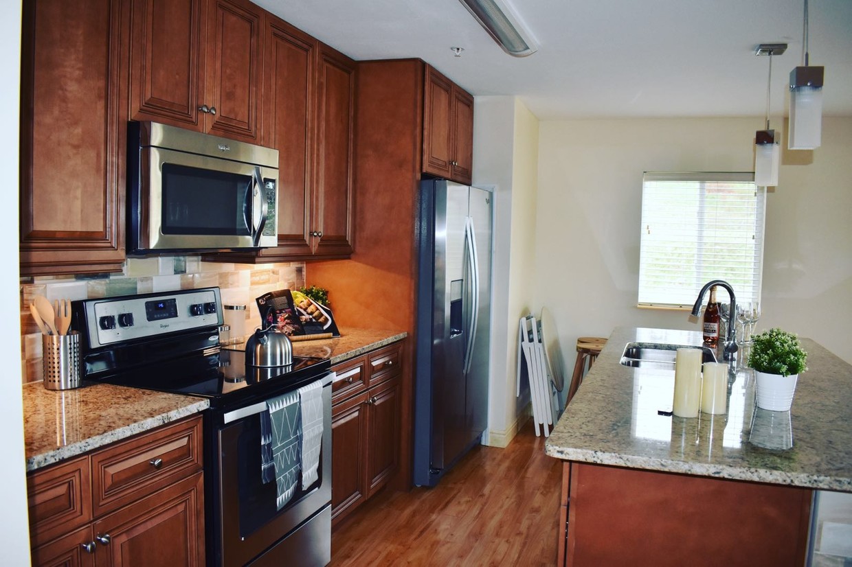 Primary Photo - 1000 Wingate Dr