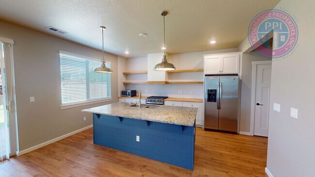 Foto del edificio - *Gresham - Luxury Craftsman, Central Air, ...