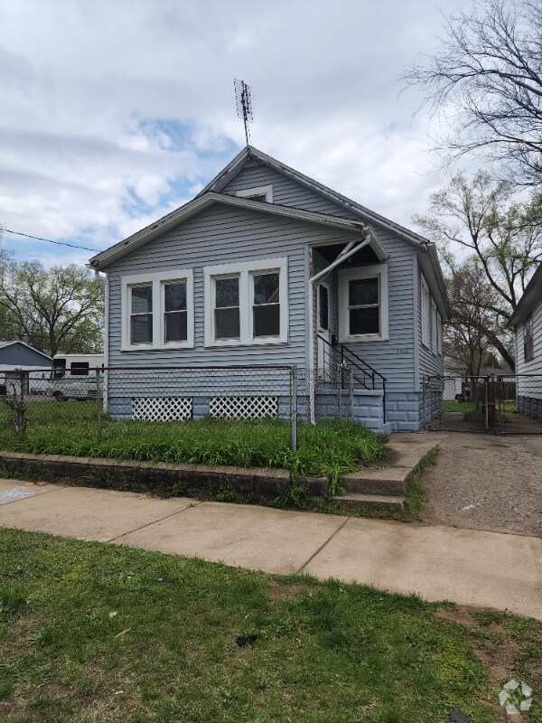 South Park Apartments under 2,000 Peoria, IL 1 Rentals