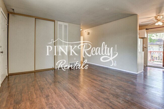 Building Photo - Cozy 2 Bedroom Close to Fort Carson