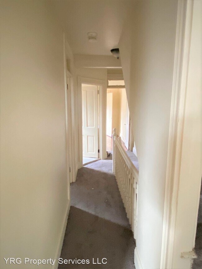 Foto del edificio - 5 br, 1 bath House - 582 North Plum Street