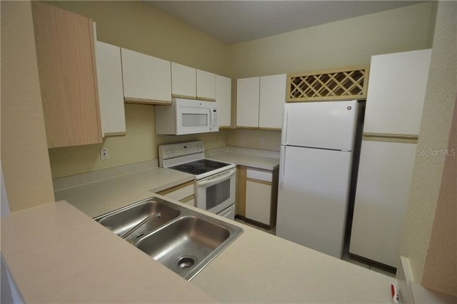Building Photo - 2674 Robert Trent Jones Dr