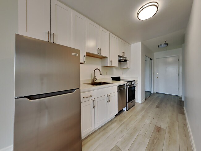 Foto del interior - 425 E 18th St