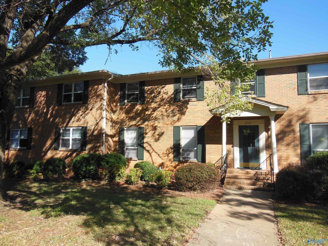 Foto principal - 1200 Bailey Cove Rd SE