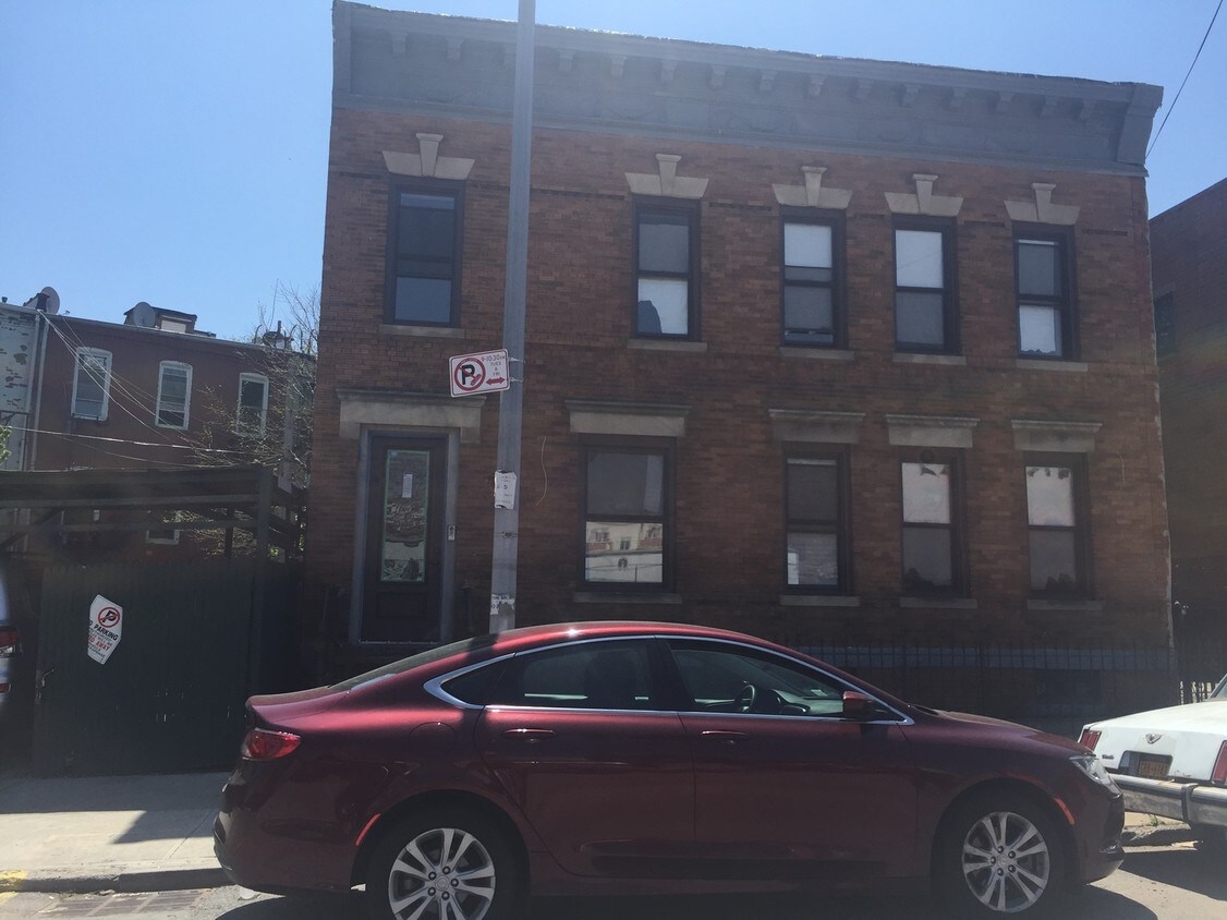 Primary Photo - 1816 Sterling Pl