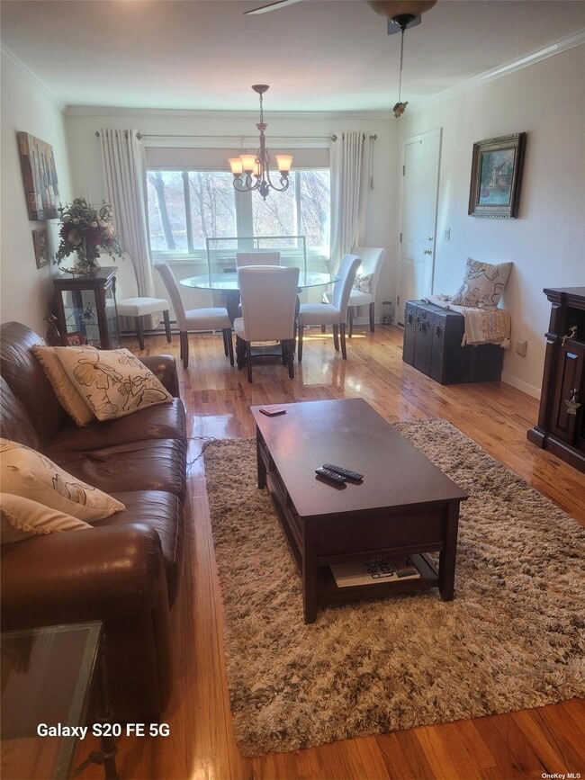 Building Photo - 40 W 4th St