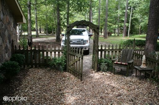 Building Photo - 139 Briar Patch Rd
