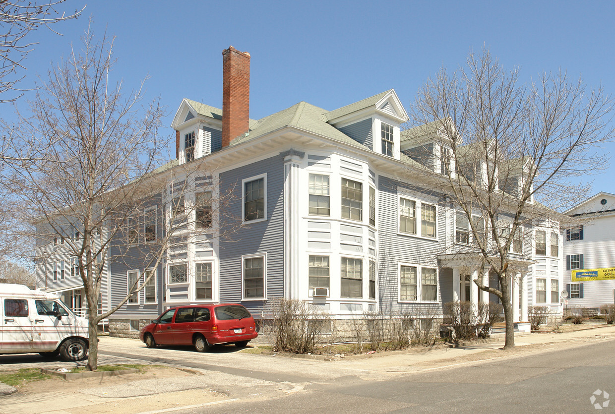 Building Photo - 370 Hanover St