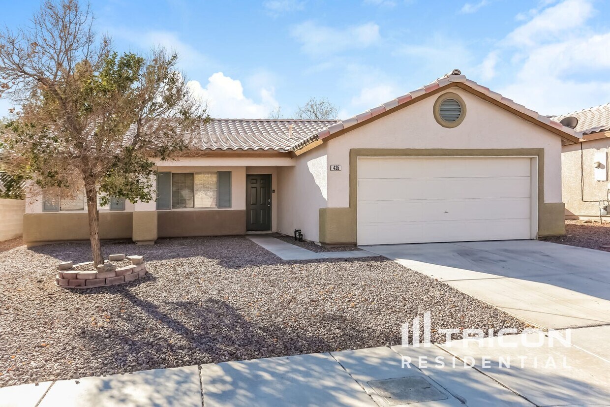 Primary Photo - 435 Mindoro Ave