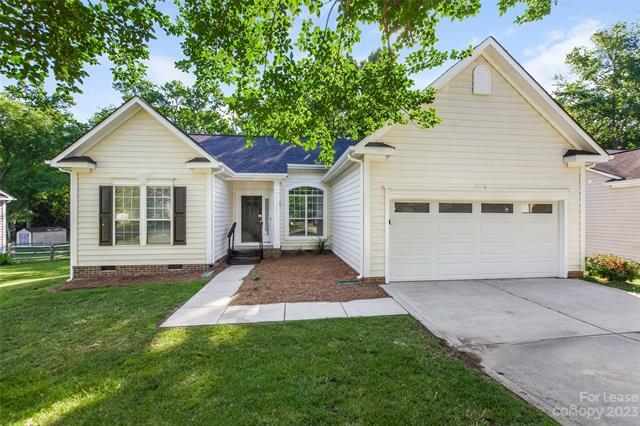 Foto principal - 11724 Long Forest Dr