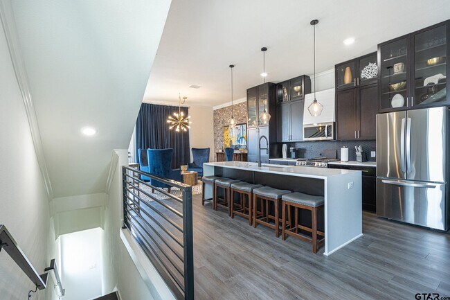 Foto del edificio - 540 W Erwin St