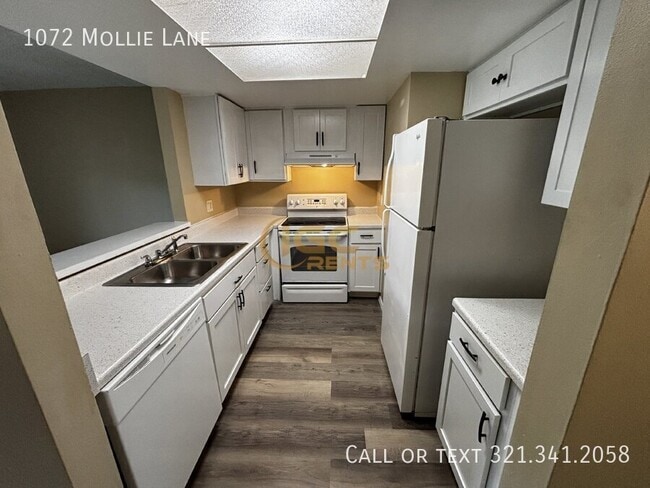 Foto del edificio - 1072 Mollie Ln