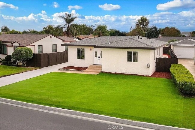 Foto del edificio - 344 Pamela Rd