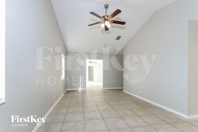 Foto del edificio - 10404 Oliver Ln