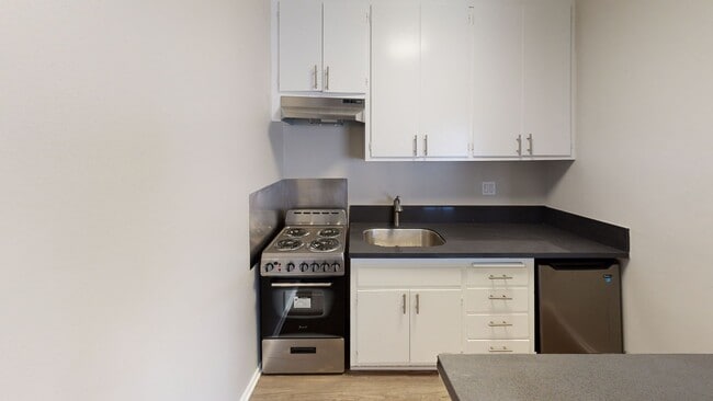 Interior Photo - 6810 Milwood