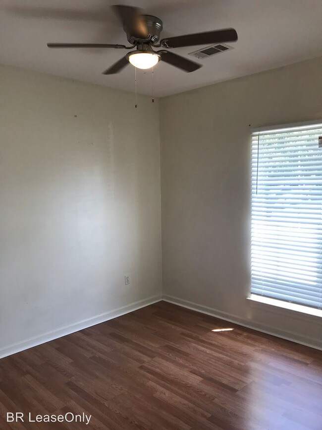 Foto del edificio - 3 br, 2 bath House - 3936 Northshore Ave.