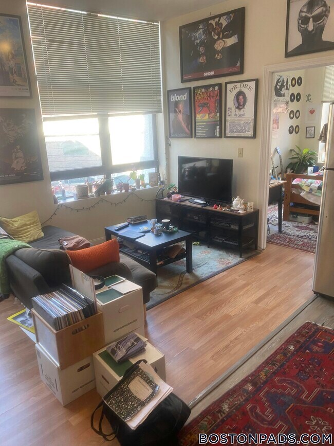 Foto del edificio - 81 Essex St